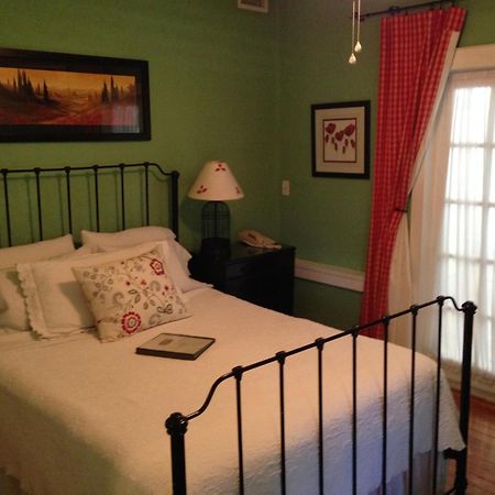 Mango Inn Bed And Breakfast Lake Worth Beach Oda fotoğraf