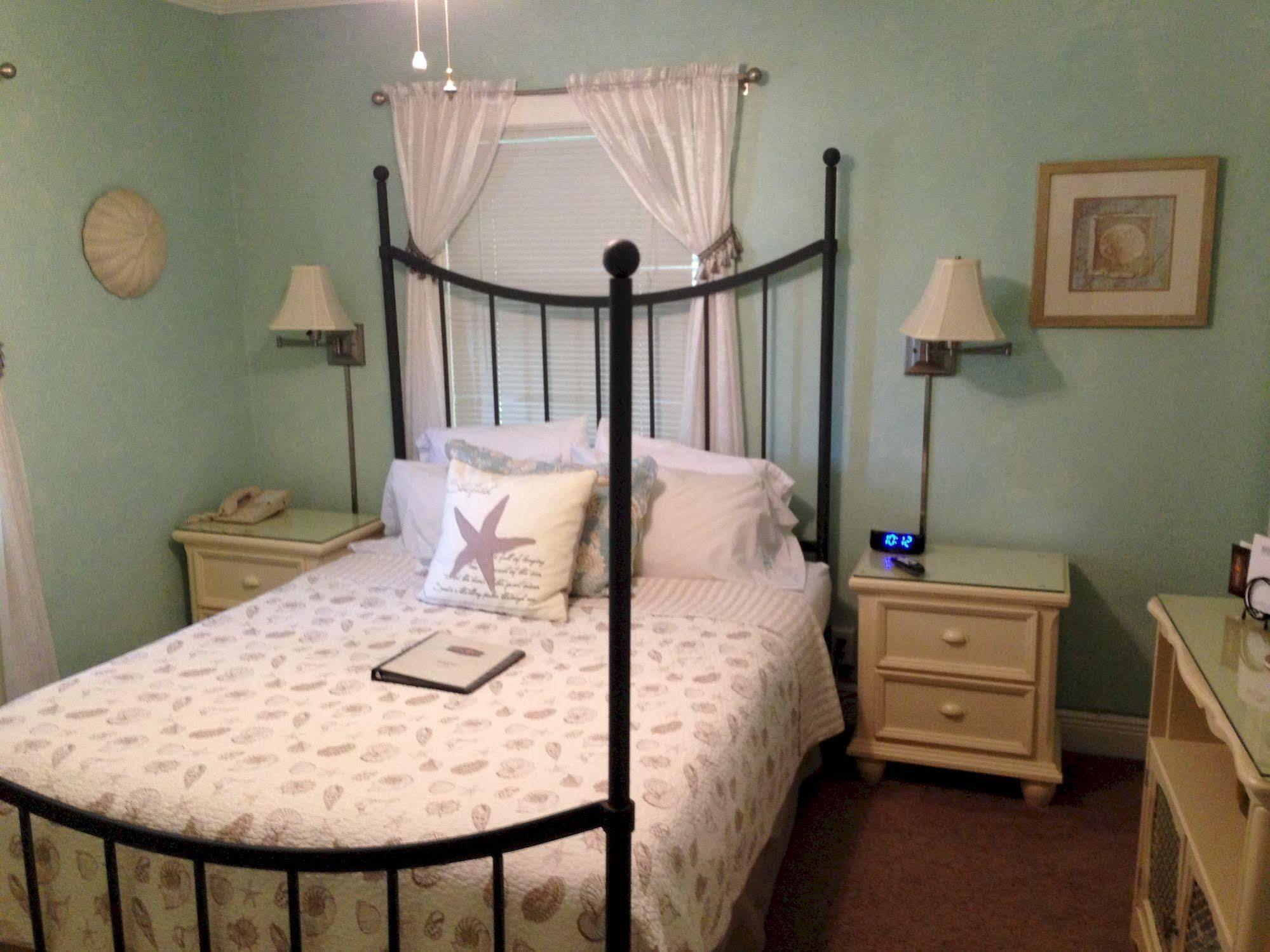 Mango Inn Bed And Breakfast Lake Worth Beach Dış mekan fotoğraf